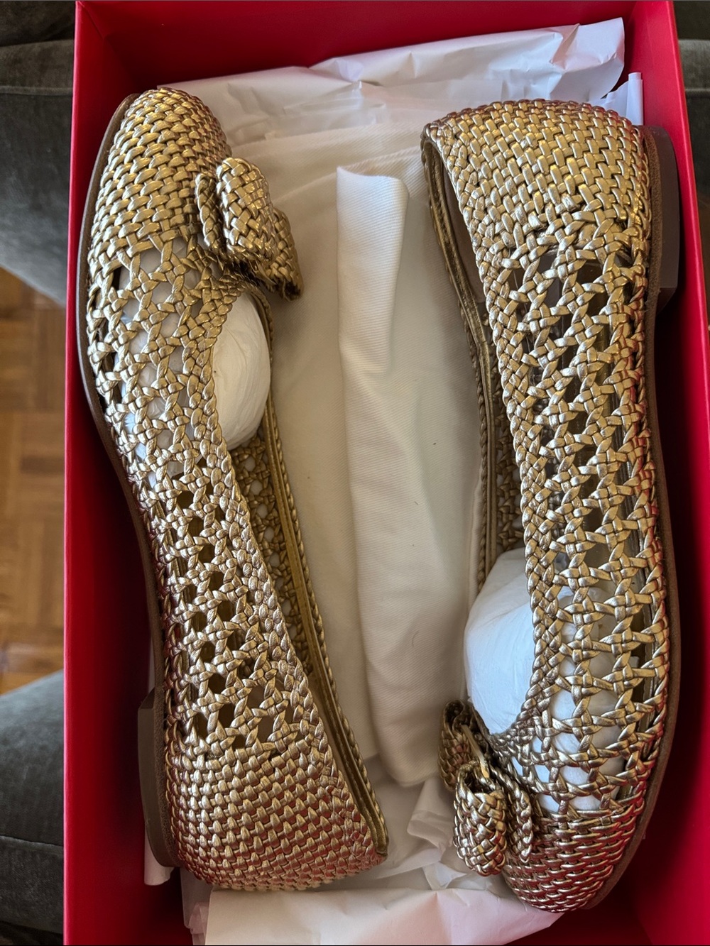 Brand New Salvatore Ferragamo Gold Woven Varina Bow Ballet Flats - Picture 7 of 7